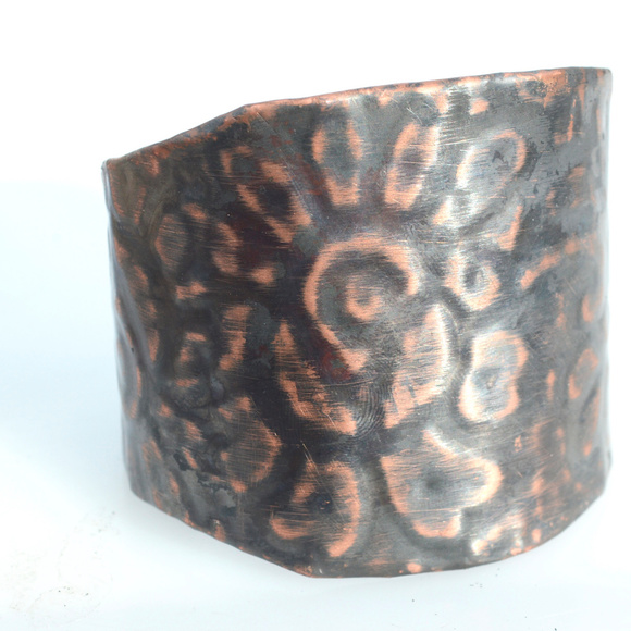Batik Floral Wide Cuff Copper Bracelet Handmade - Picture 3 of 8